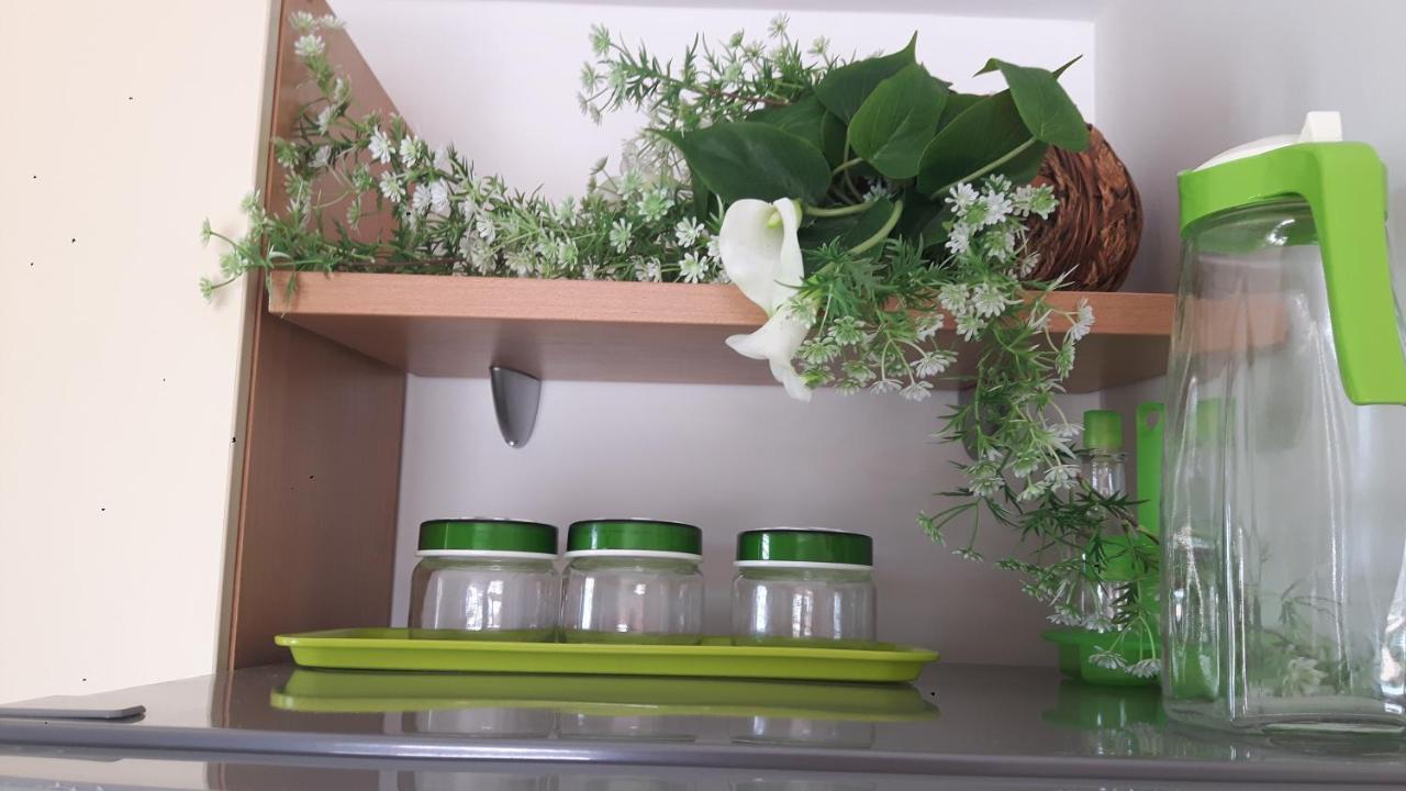 יאדריה Seaview & Balcony Apartment Petra מראה חיצוני תמונה