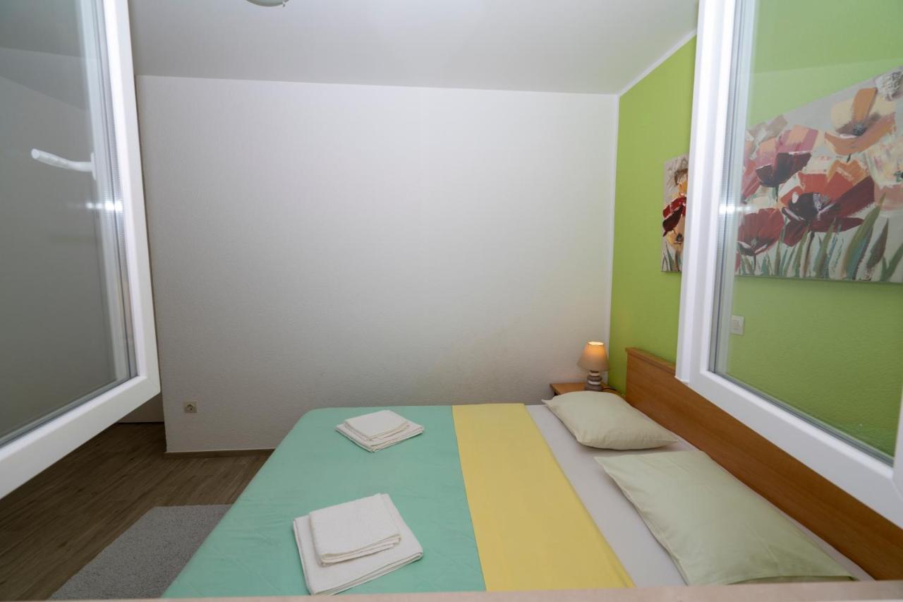 יאדריה Seaview & Balcony Apartment Petra מראה חיצוני תמונה