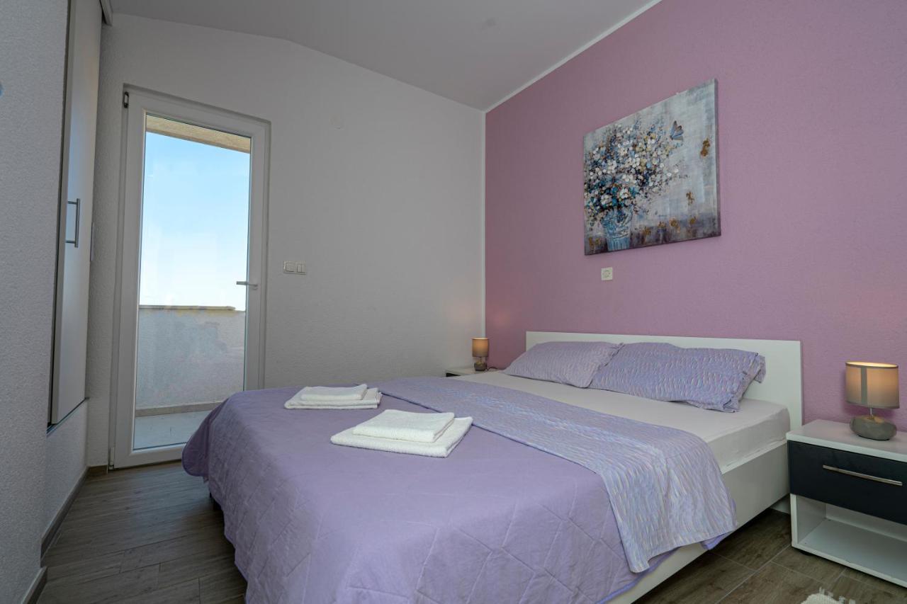 יאדריה Seaview & Balcony Apartment Petra מראה חיצוני תמונה